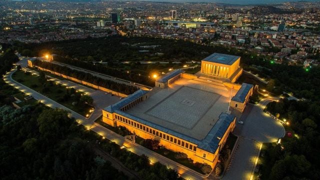 Görülmesi gereken yerler: Ankara 1. Bölüm