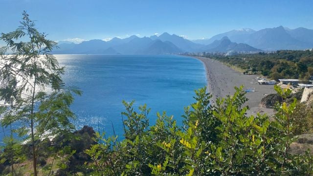 Reasons to live in Antalya